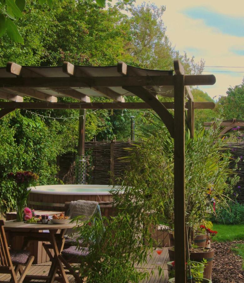 Hotel Stamford Meadows Glamping Exterior foto